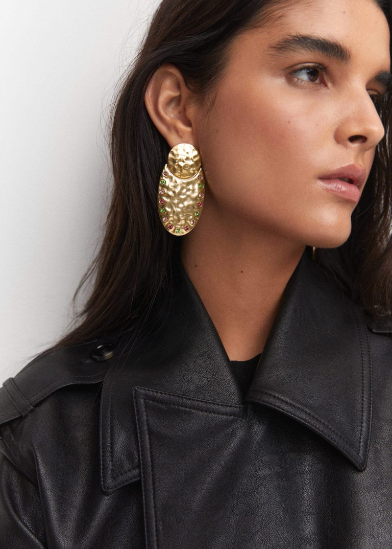 Mango Earrings With Crystal Relief