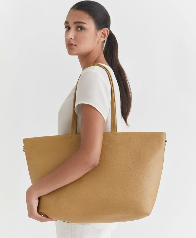 Cuyana Classic Easy Zipper Tote