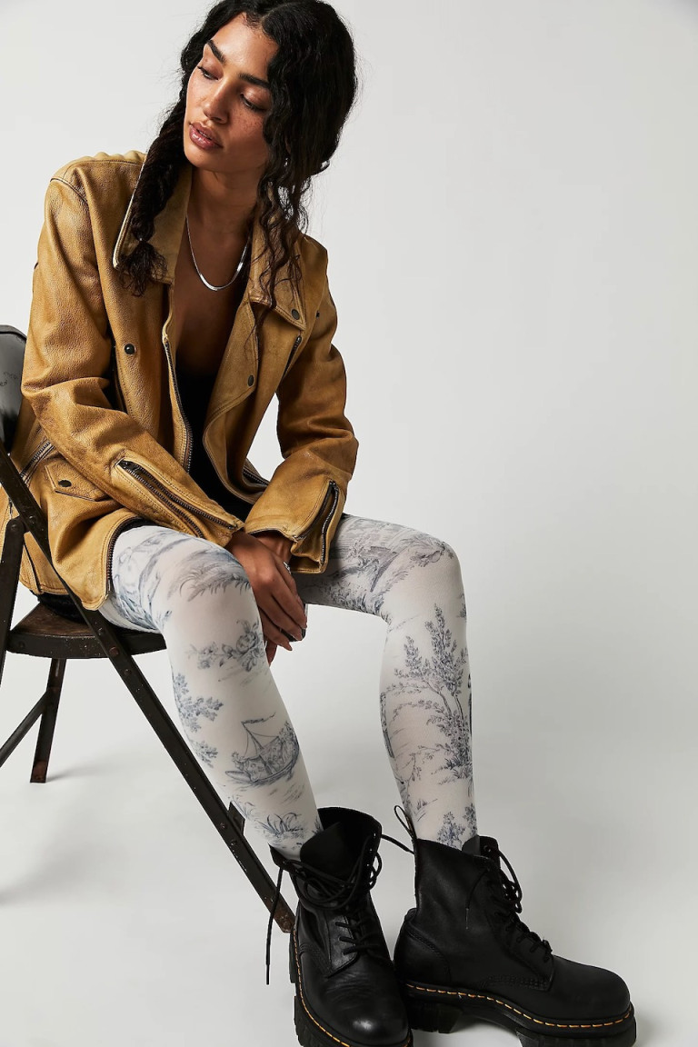 Look From London Etoile Sheer Socks