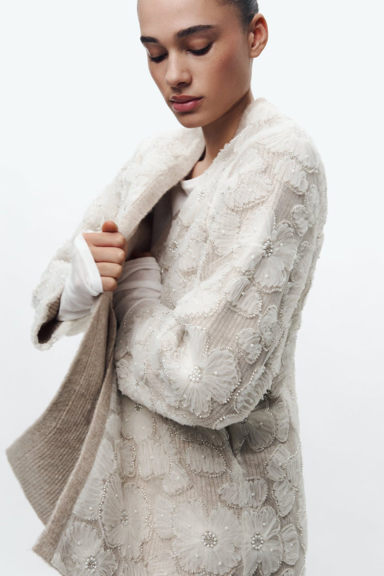 Zara Contrasting Pearl Knit Coat