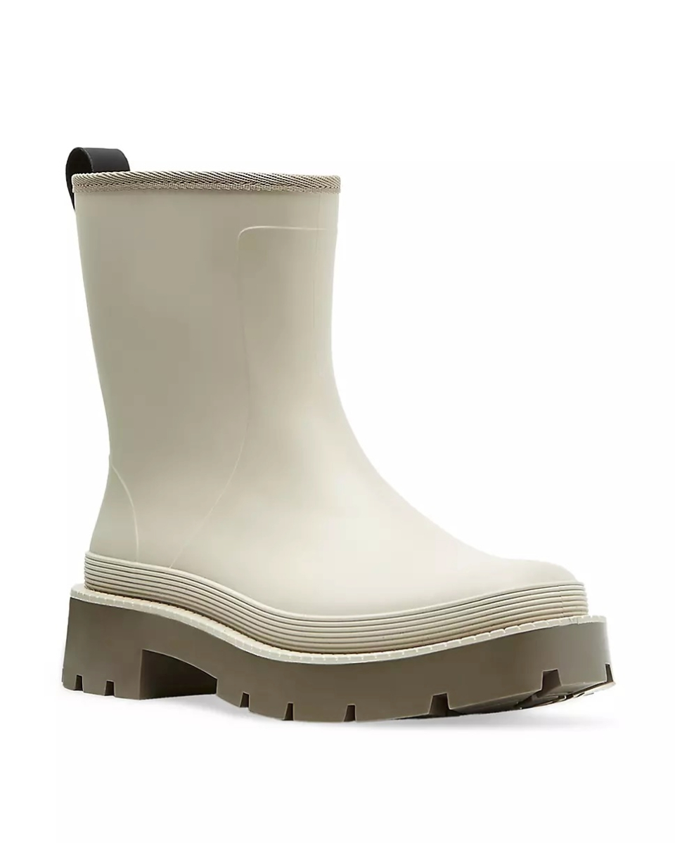 Chic Wear Anywhere Rain Boots for Spring