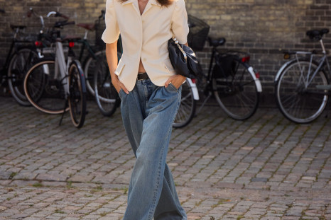 How to Style Baggy Jeans