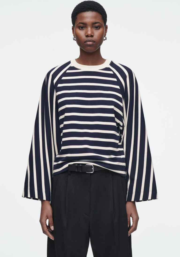 COS Boxy Long-Sleeved T-Shirt