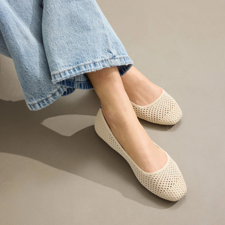 The Max Square in Off White Mesh