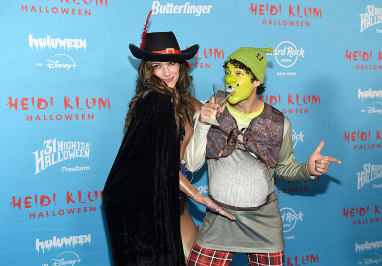 Mia Swier and Darren Criss strike a pose at Heidi
