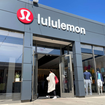 Lululemon Reports Positive Sales Growth