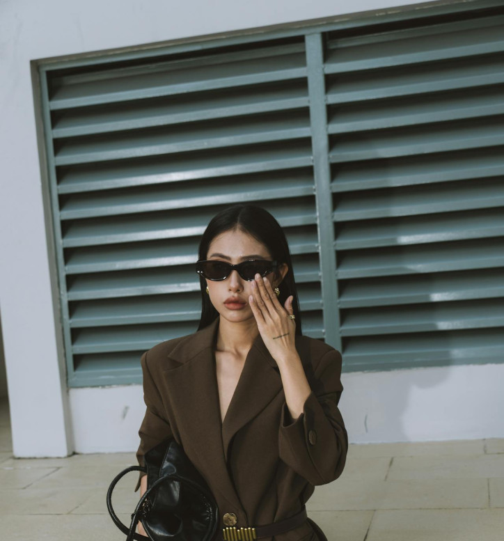 Stylish Woman in Brown Blazer and Sunglasses