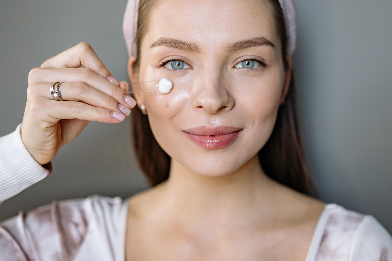 Peptide eye.cream